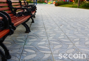 Gạch nghệ thuật ngoài trời